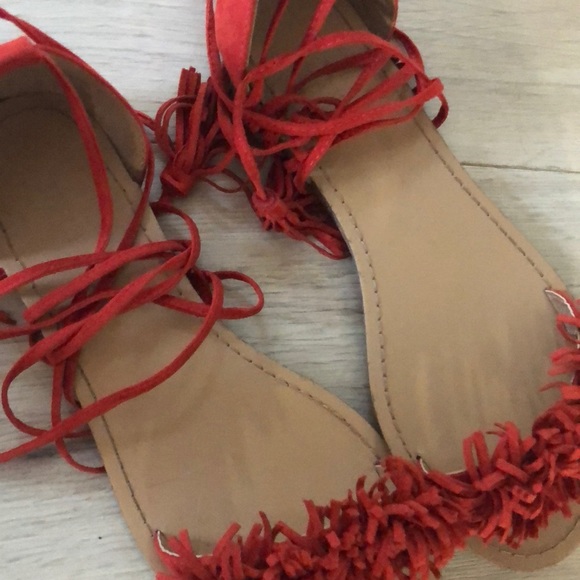 Cute ankle tie Sandles! - Picture 3 of 5